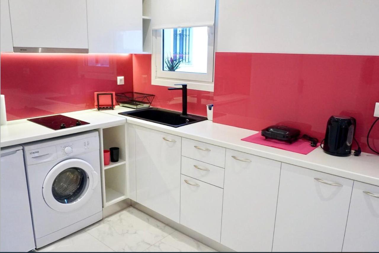 Cozy Apartment In The Center Of Aten Exteriör bild